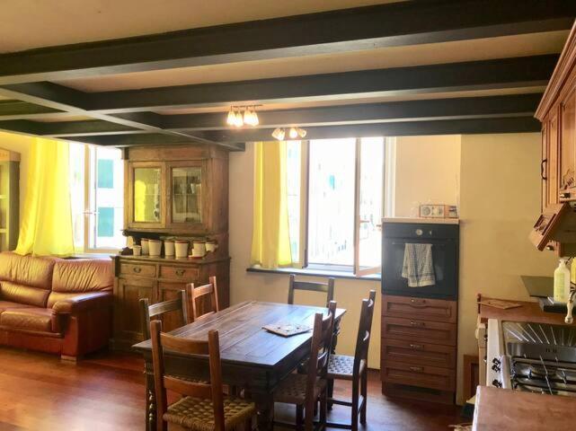 Lovingenoa Prione Apartment Ngoại thất bức ảnh