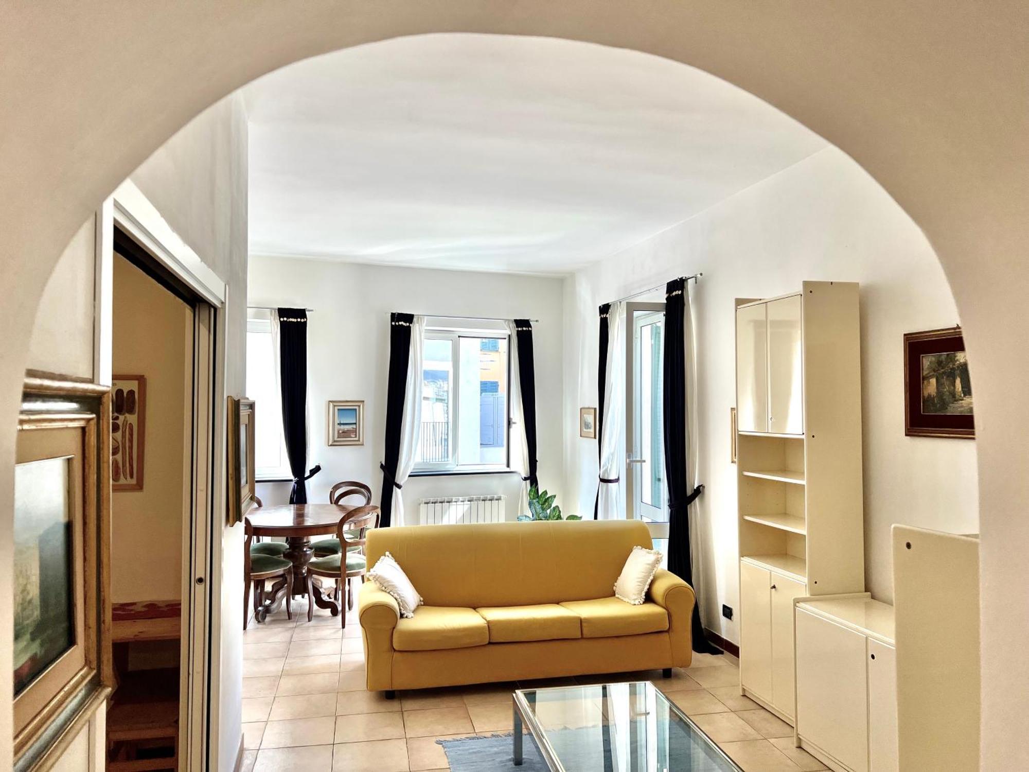 Lovingenoa Prione Apartment Ngoại thất bức ảnh
