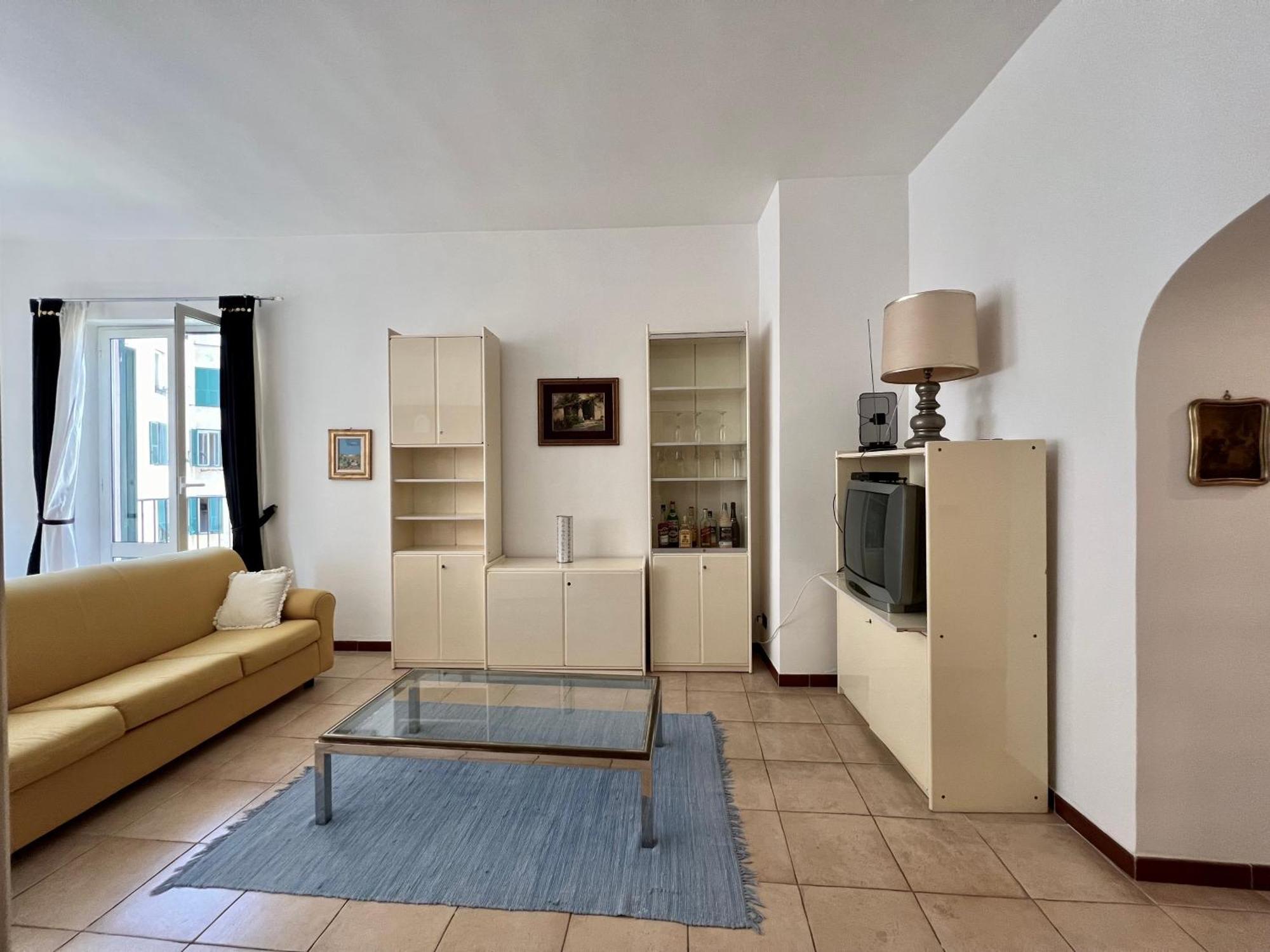 Lovingenoa Prione Apartment Ngoại thất bức ảnh