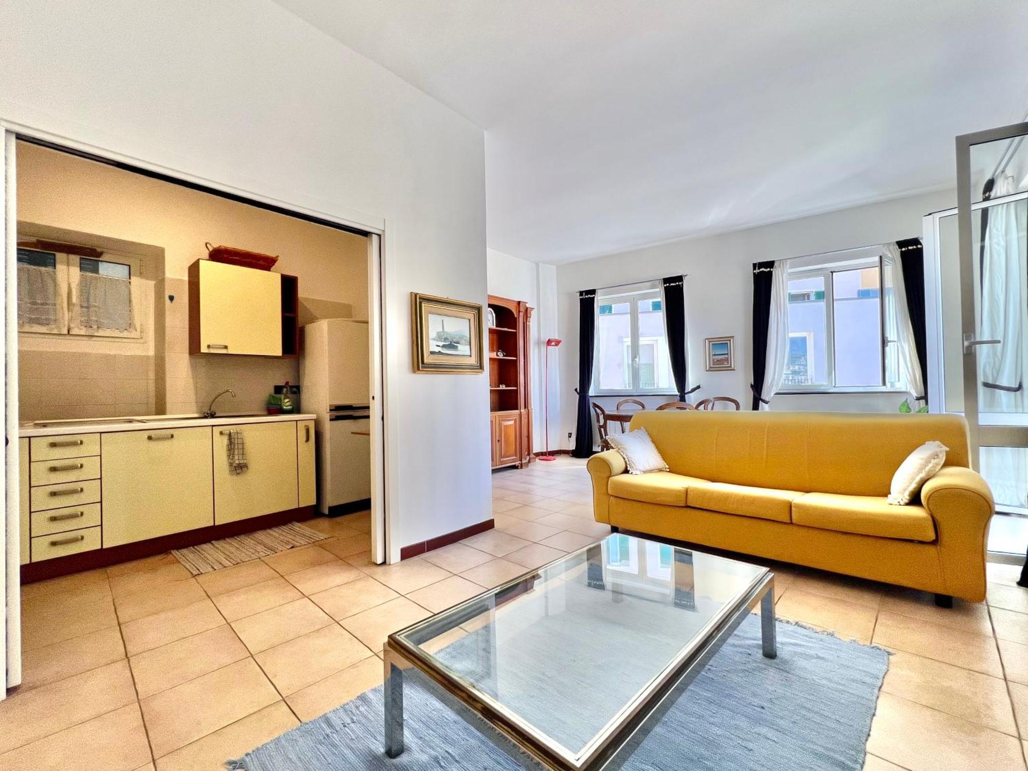Lovingenoa Prione Apartment Ngoại thất bức ảnh