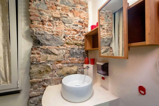 Lovingenoa Prione Apartment Ngoại thất bức ảnh